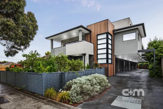 Solid Home. Smart Layout. Walk Everywhere.
