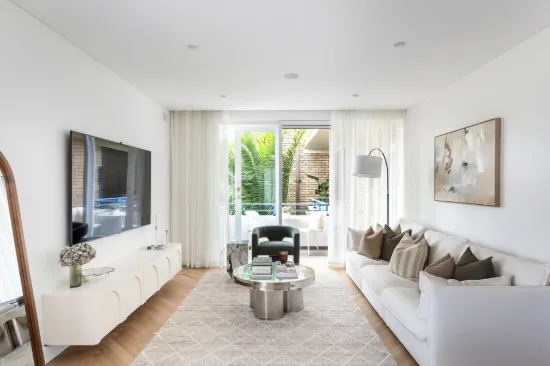 Architecturally renovated apartment with designer finishes