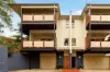 Stylish, Spacious Townhouse Living in Taringa - Green Surroundings, Central Convenience 