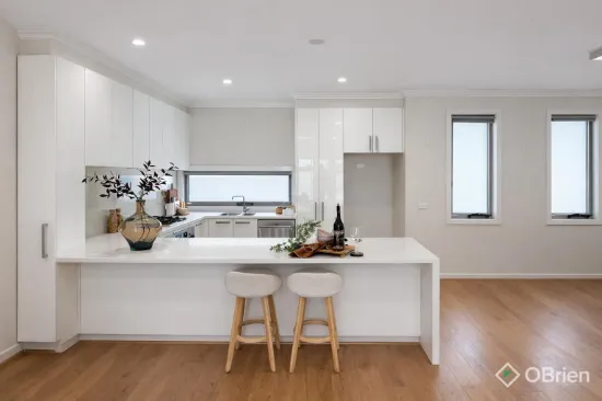 Contemporary Townhouse in an Excellent Location.