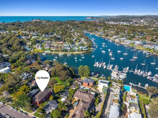 Renovated Apartment with Direct Waterfront Reserve Access