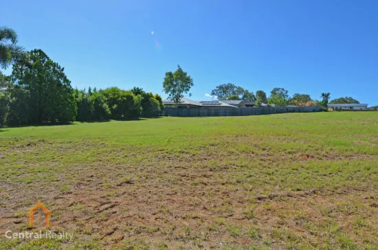 VACANT LAND IN BARRY ESTATE