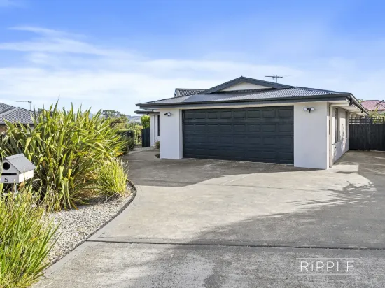 Spacious Family Living with Exceptional Outdoor Appeal
