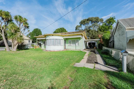 Perfectly positioned entry level property.