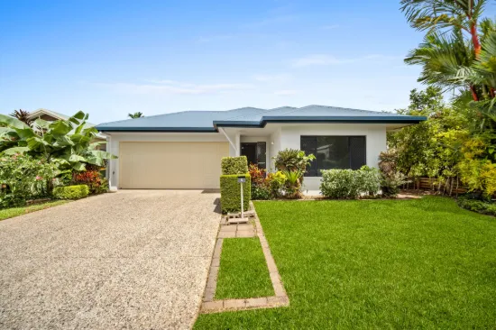 FAMILY LIVING IN A QUIET MOUNT SHERIDAN CLOSE