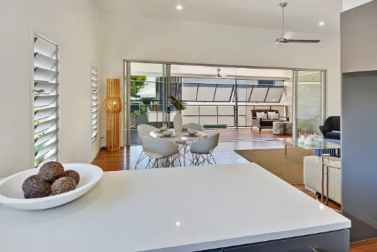 5 Roderick Street, Moffat Beach