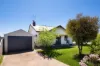 Comfort, Convenience & Lifestyle in Prime Kangaroo Flat Location