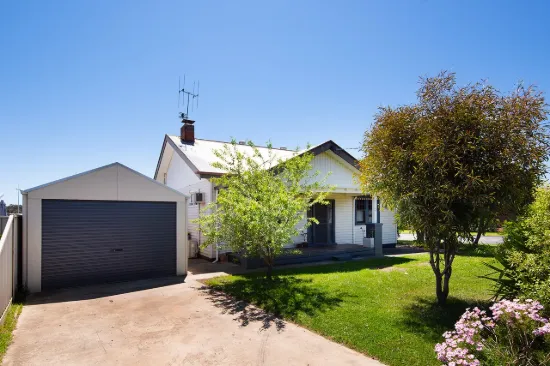 Comfort, Convenience & Lifestyle in Prime Kangaroo Flat Location