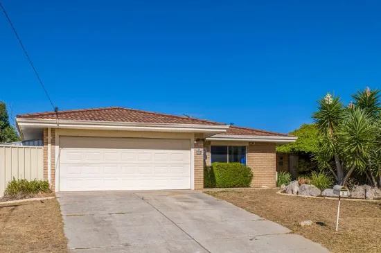 Comin' Home...
1043sqm R20 Zoned half hour from Perth City and 3km to Quinns Beach!...