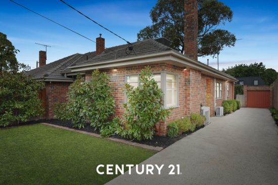 Charming Art Deco Home with Character & Superb Lifestyle Appeal