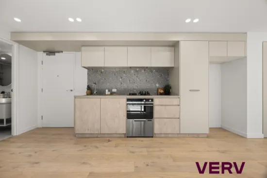 Contemporary Living in a Prime Location