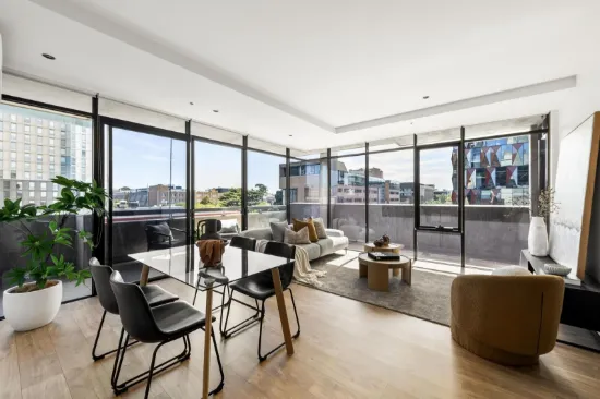 A bright corner of inner-city sophistication