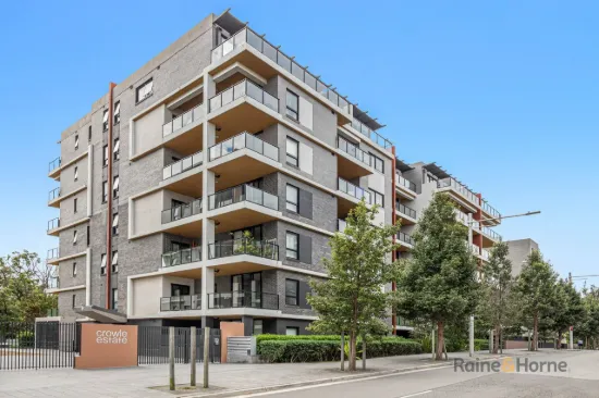 Contemporary One Bedroom in a Prime Location