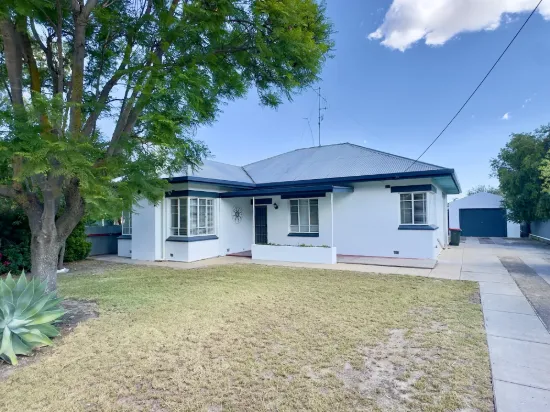 Beautiful Home...Beautiful Location