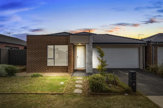Stylish & Comfortable Living in the Heart of Cobblebank