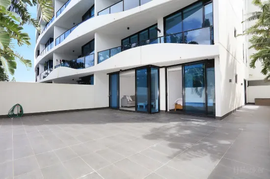 Peaceful, Secure & Spacious Apartment with Oversized Private Courtyard