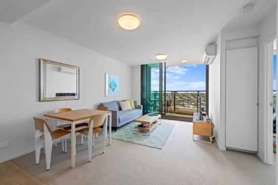 Lifestyle and Location in the heart of Portside