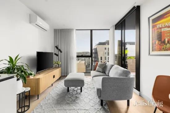 Scenic retreat in Richmond’s heart of lifestyle