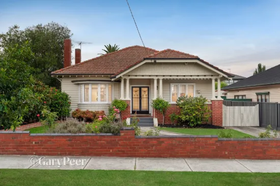 Timeless period charm in a premier Bentleigh position