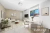 Bright & Airy Apartment in Prime Location