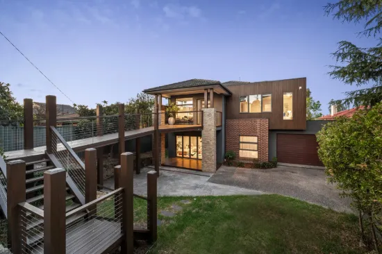 Spacious Family Living in the Glen Waverley Secondary College Zone