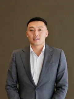 Anthony Chau - Real Estate Agent