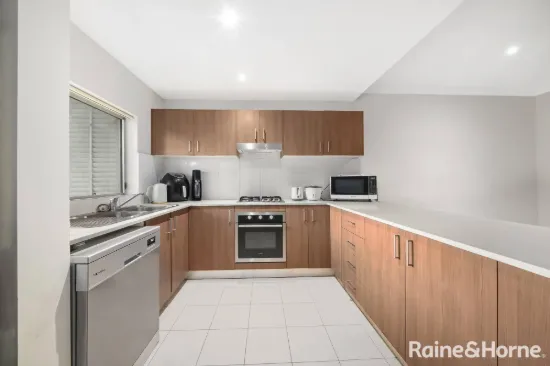 GREAT CONDITION AND PRIME LOCATION 