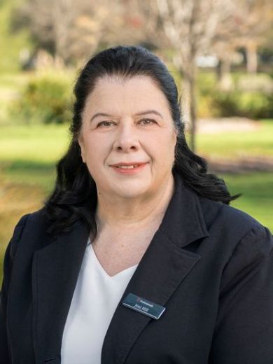Jeni Hill - Real Estate Agent at Professionals Adelaide City - RLA 302284