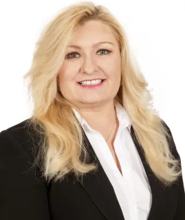 Janet Williams - Real Estate Agent