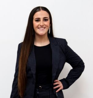 Taya Chippendale - Real Estate Agent