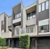 Contemporary Coastal Living with Smart Multi-Level Design