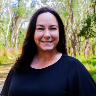 Robyn Barrow - Real Estate Agent