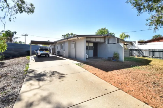 Spacious & Modern Family Living 