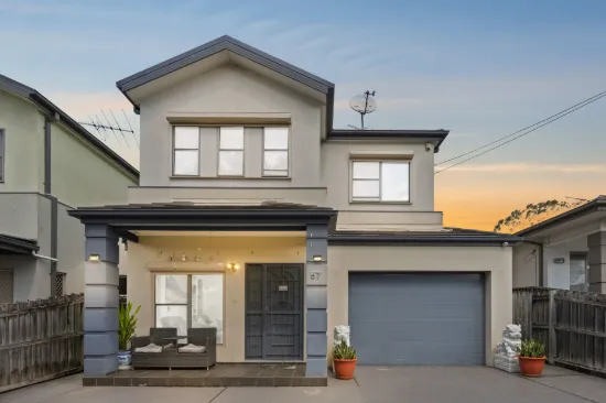 Stunning three bedroom home in prime location