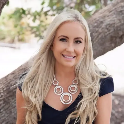 Clare  Robins - Real Estate Agent at Ray White - Deception Bay