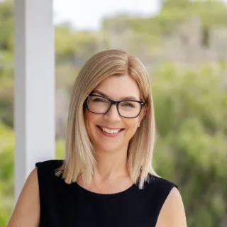 Lisa  Drylie - Real Estate Agent