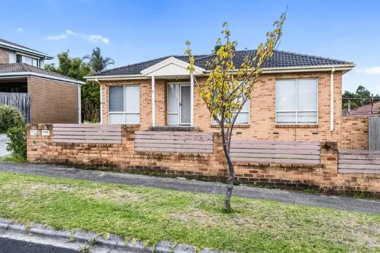 Modern Comfort and Investment Potential in a Quiet Morwell Locale