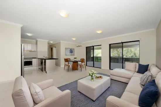 Secure top floor apartment with hillside views, minutes to University and hospital.