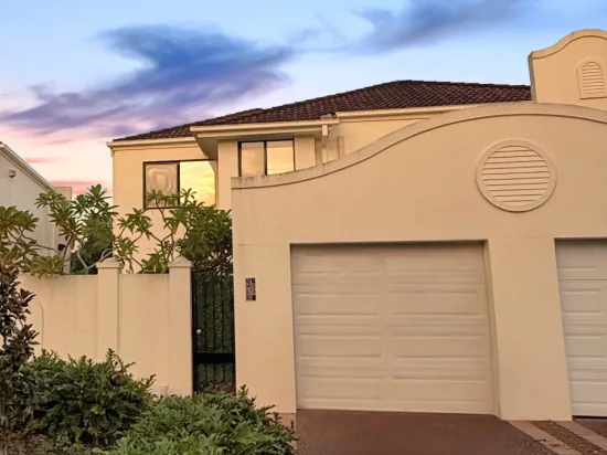ANOTHER SOLD IN HOPE ISLAND