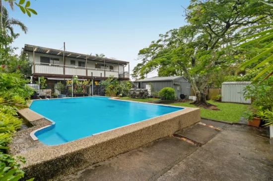 Don't Miss This - Pool, Rumpus & Space for the Whole Family