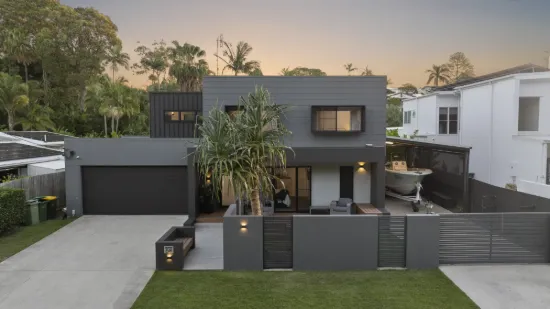 Modern, forever home, near the Beach