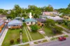 Central Wauchope classic on a 1,077sqm block