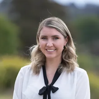 Jodi Ellis - Real Estate Agent