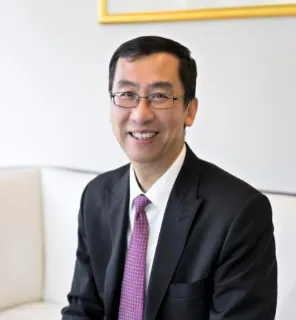 Raymond Chen - Real Estate Agent