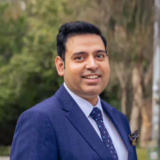 Sonny Sharma - Real Estate Agent