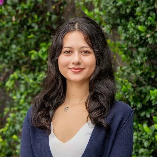 Ella Gill - Real Estate Agent at Ray White - Hope Island
