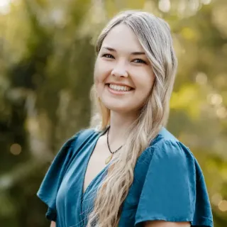 Amber Brown - Real Estate Agent