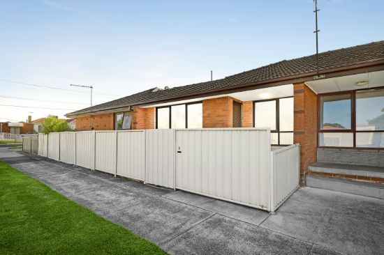 Effortless Living in the Heart of Springvale 