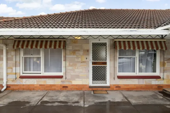 Charming Unit In Sought-After Fulham