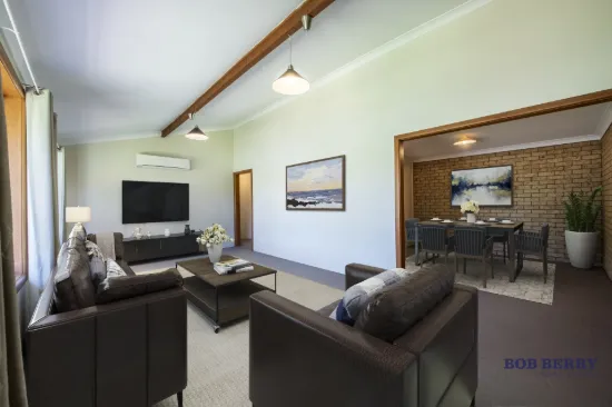 Low Maintenance Living in Convenient Location